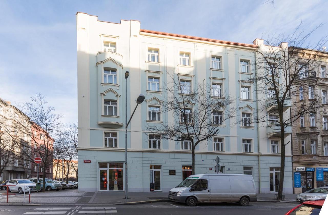 Lampi Aparthotel Praag Buitenkant foto
