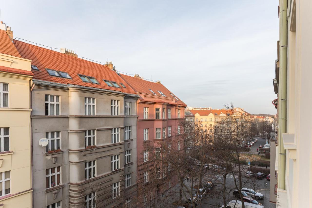 Lampi Aparthotel Praag Buitenkant foto