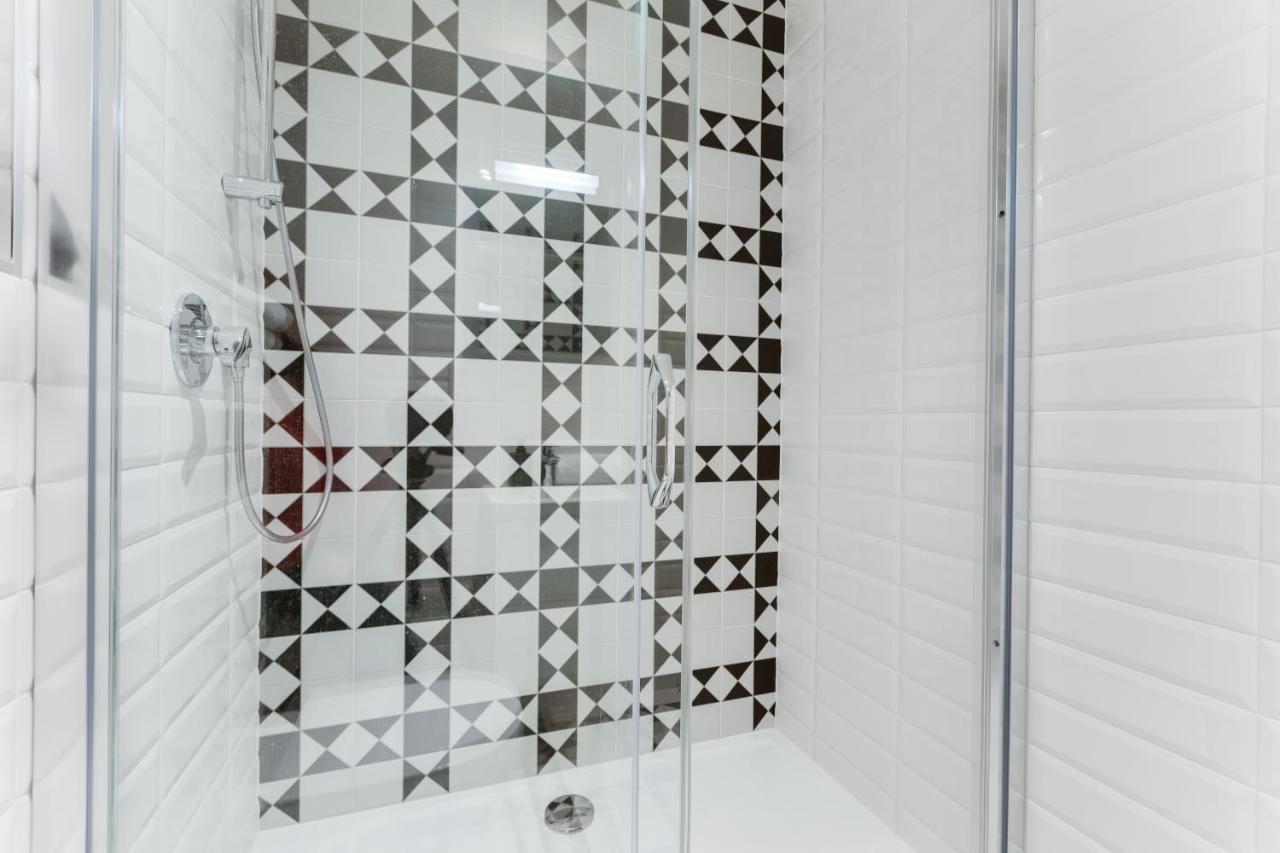 Lampi Aparthotel Praag Buitenkant foto
