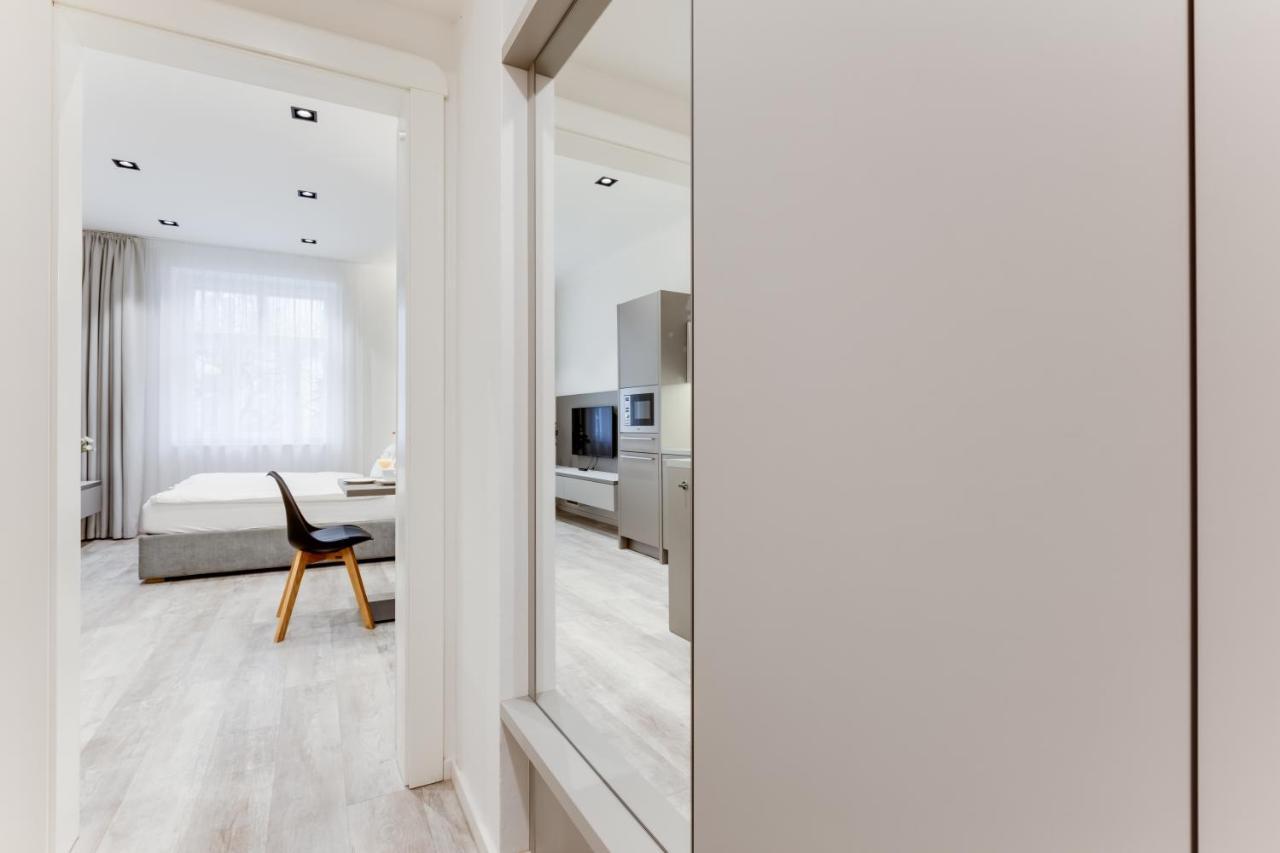 Lampi Aparthotel Praag Buitenkant foto