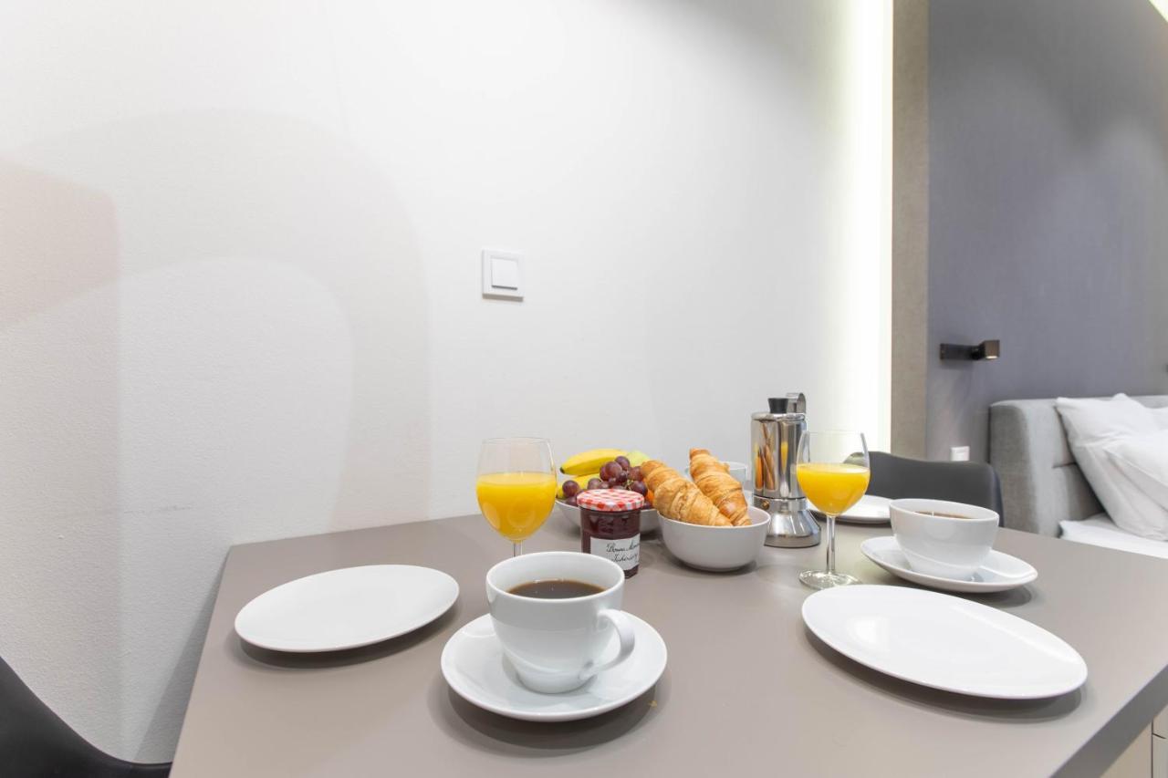 Lampi Aparthotel Praag Buitenkant foto