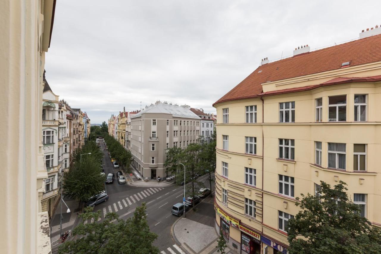 Lampi Aparthotel Praag Buitenkant foto